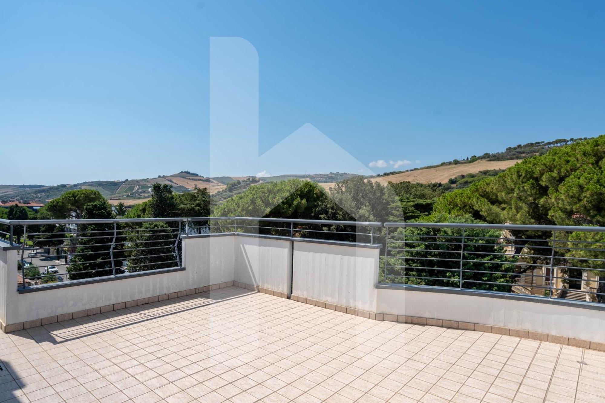Holiday Rendez Vous Pineto Exterior foto